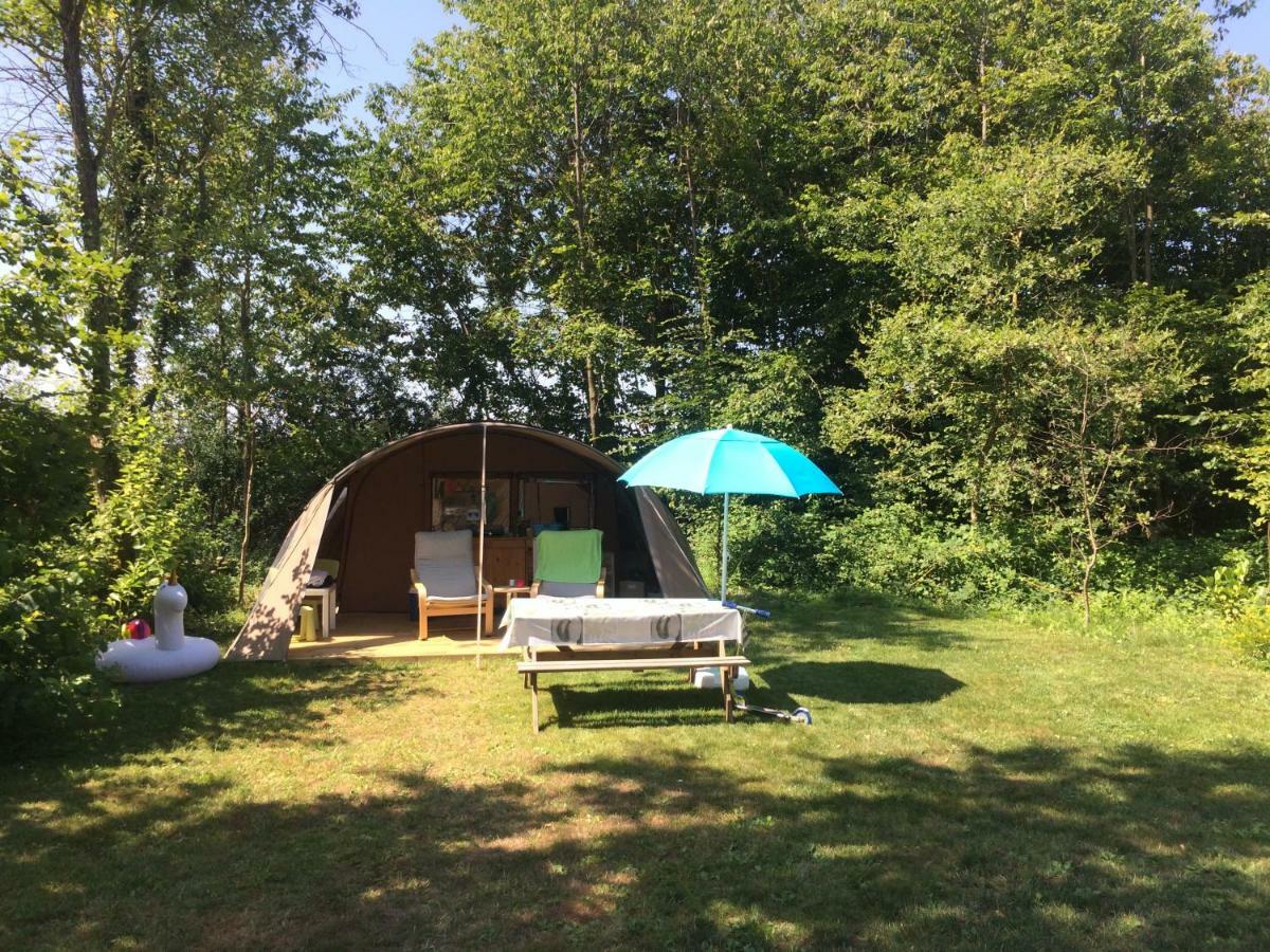 Montjay  Camping Les Arbois酒店 外观 照片